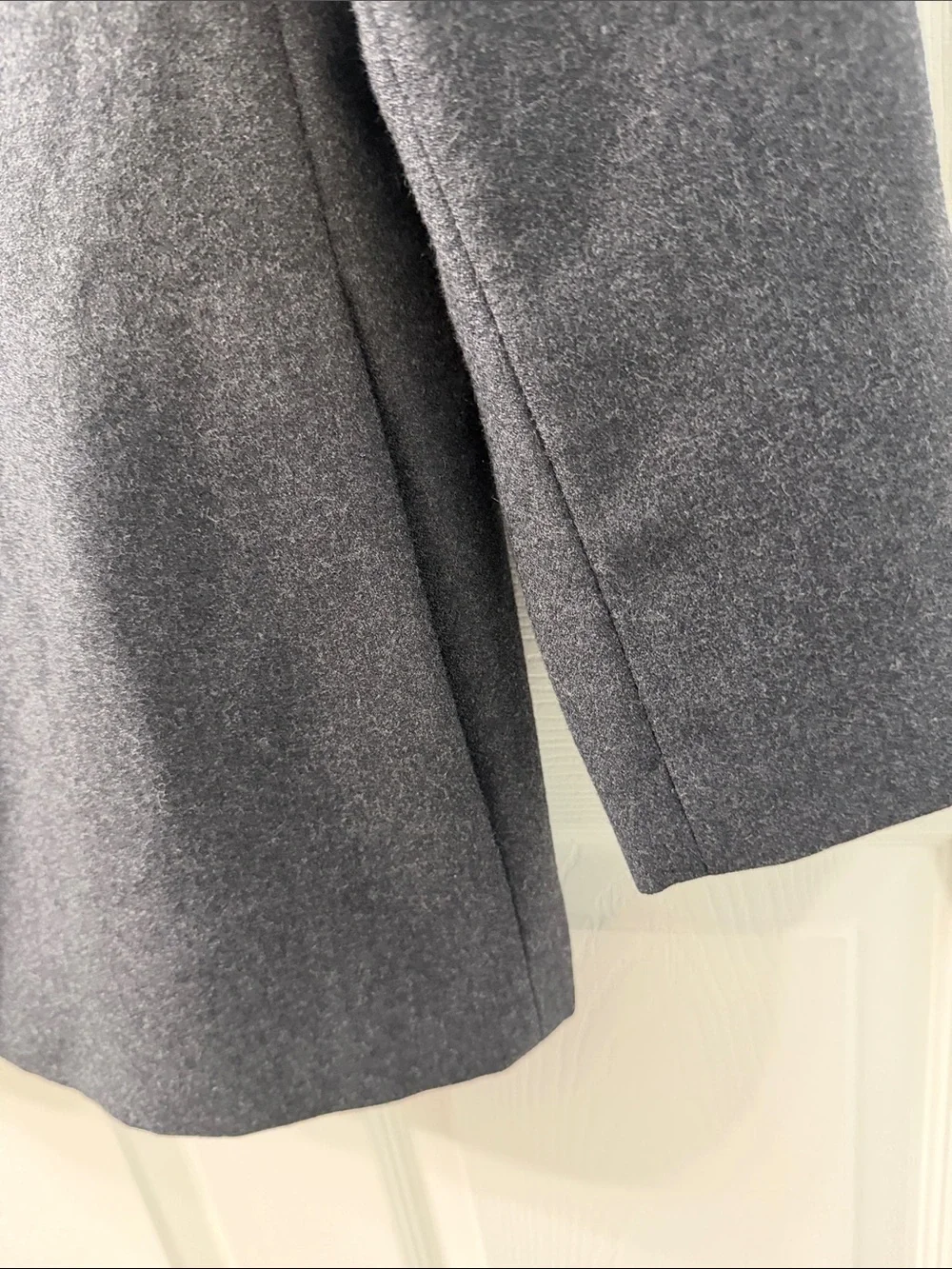 Jones New York Dark Charcoal Shawl-Collar Women’s Long Blazer Size 8.